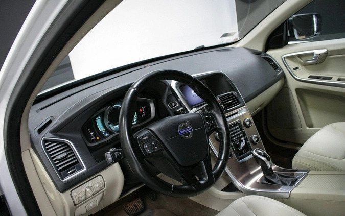 Volvo XC 60 cena 65900 przebieg: 142000, rok produkcji 2013 z Puszczykowo małe 172